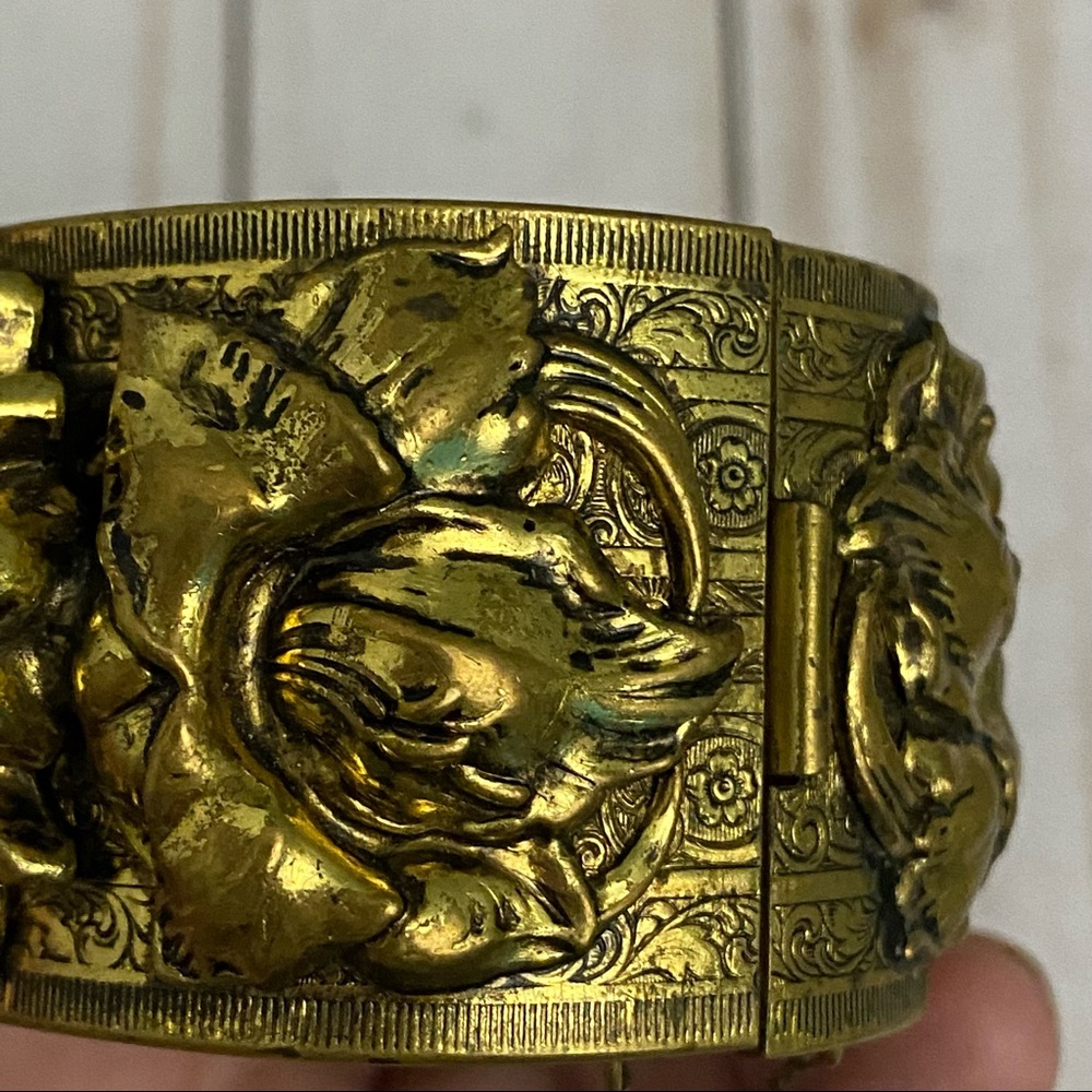 Vintage Goldtone Floral Cuff Bracelet - Picture 6 of 15